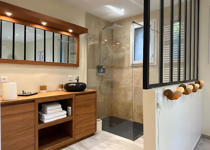 La Maison De Pierres Onches * Anduze